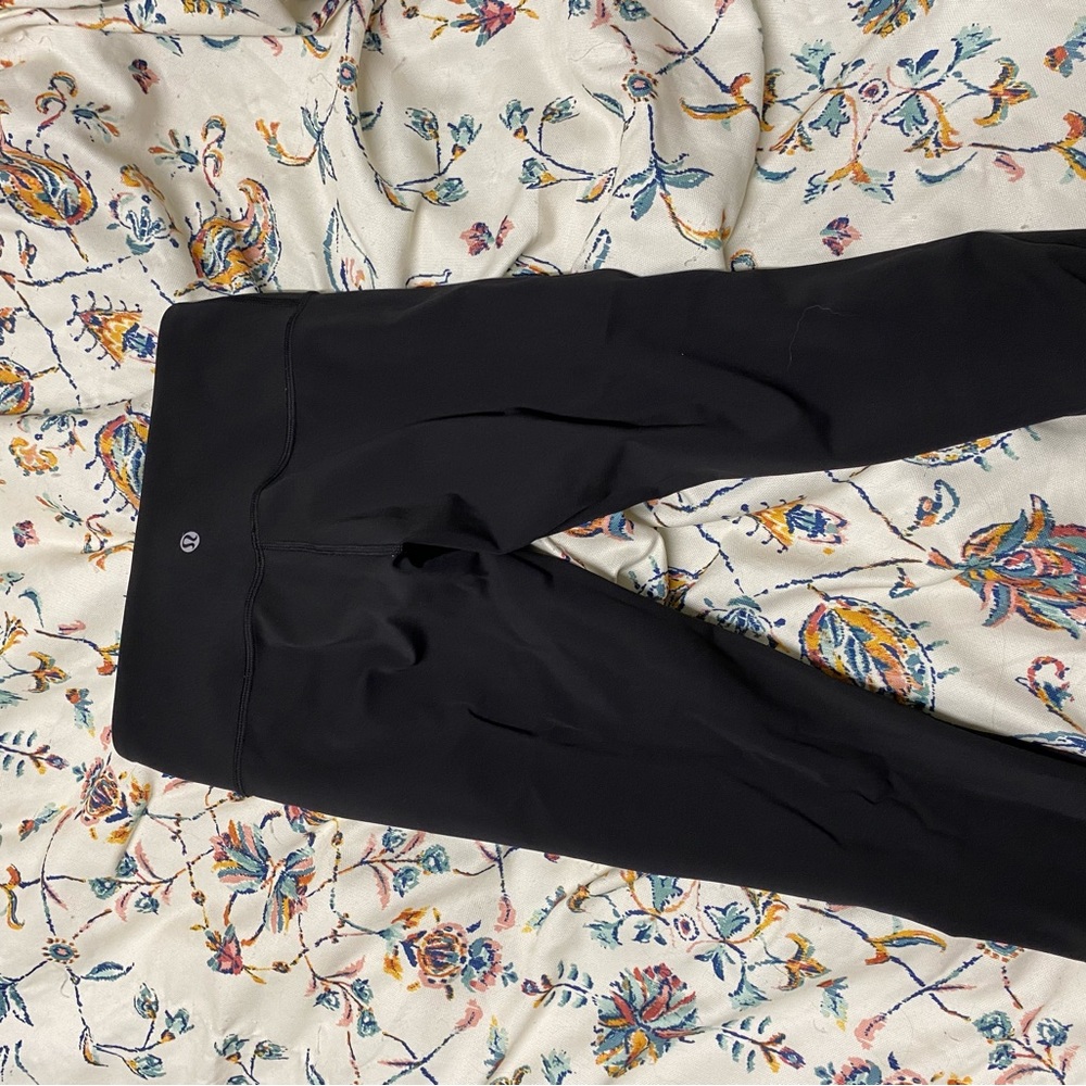 Black lulu leggings